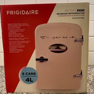 Frigidaire 6-Can Retro Mini Fridge in Pink